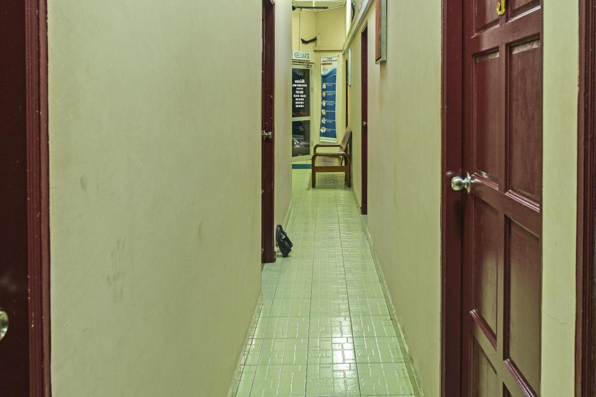 Spot On 90144 Corridor Hotel 1 Pekan Eksteriør bilde